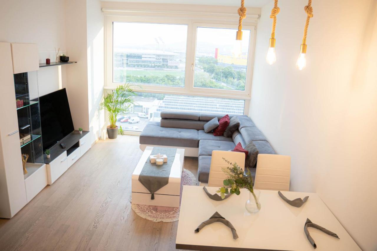 Restify10 - Skyline View - Fitness - Garge - Modern Apartment Viena Exterior foto